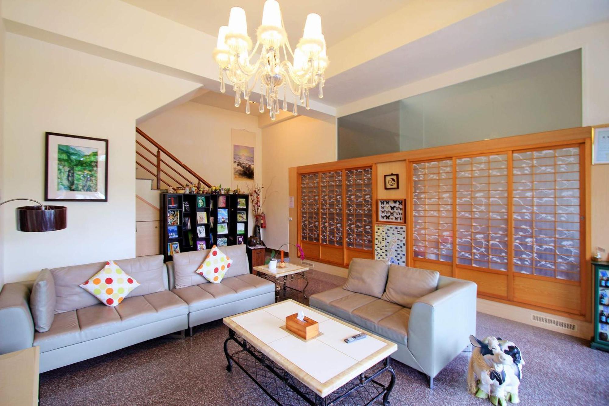 Green Window Homestay綠窗小築天安居民宿 Хуалянь Екстер'єр фото