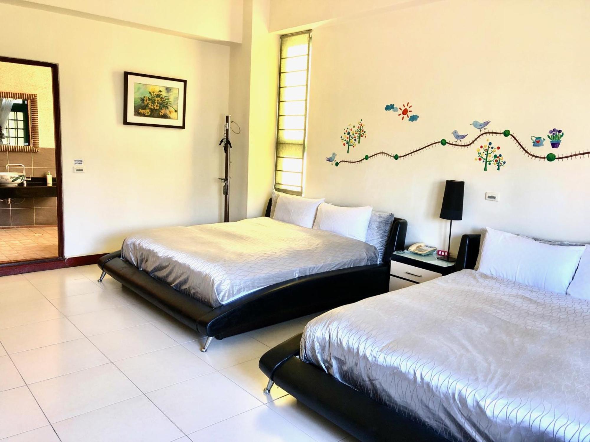 Green Window Homestay綠窗小築天安居民宿 Хуалянь Екстер'єр фото
