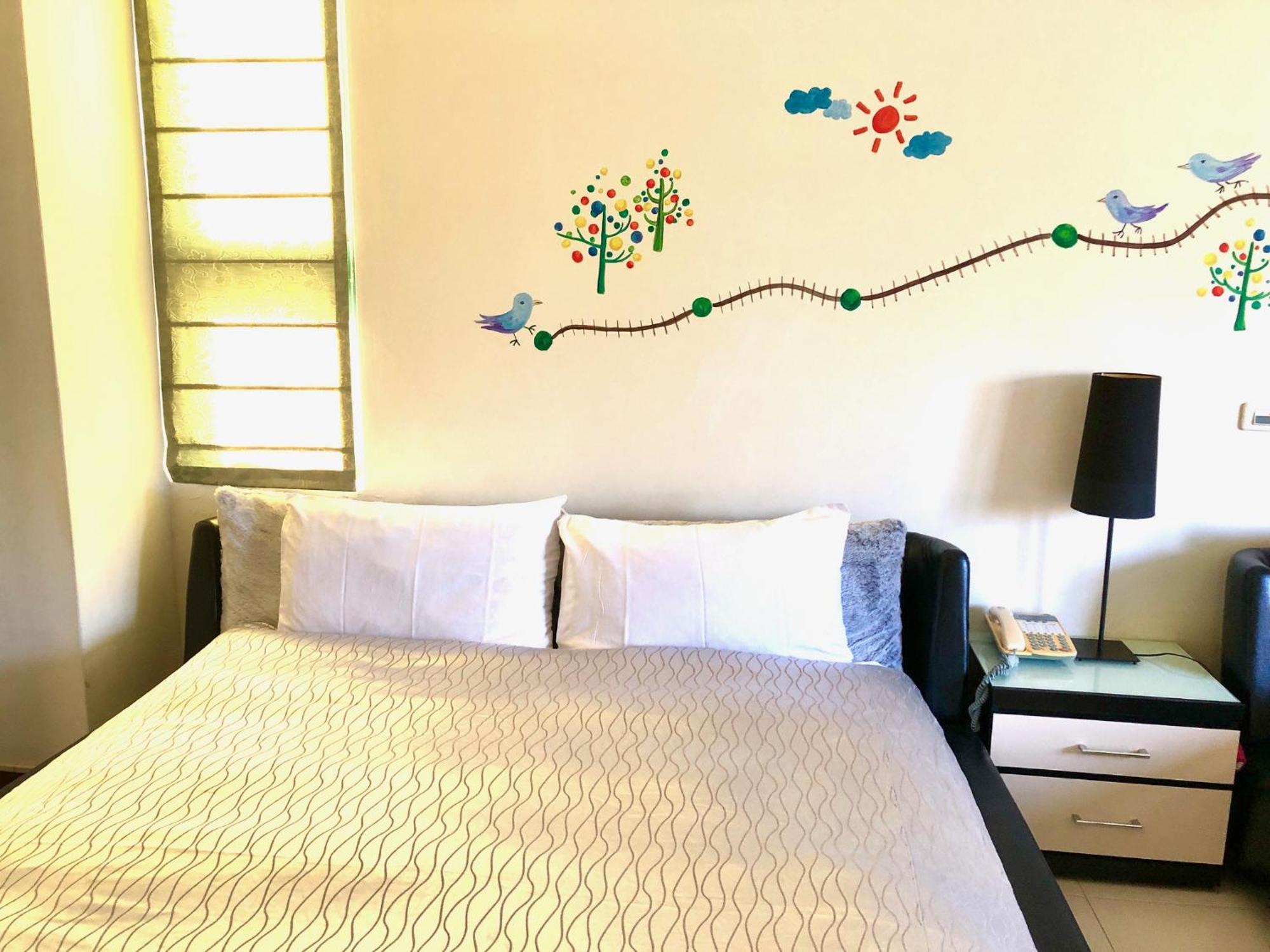 Green Window Homestay綠窗小築天安居民宿 Хуалянь Екстер'єр фото